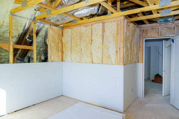 Best Spray Foam Insulation in Centerville, IA